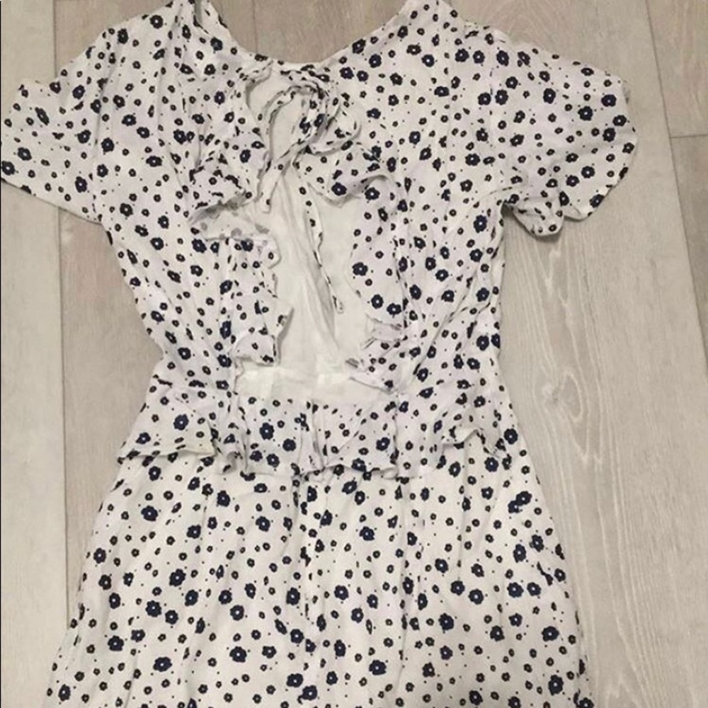 princess polly mini dress🤍